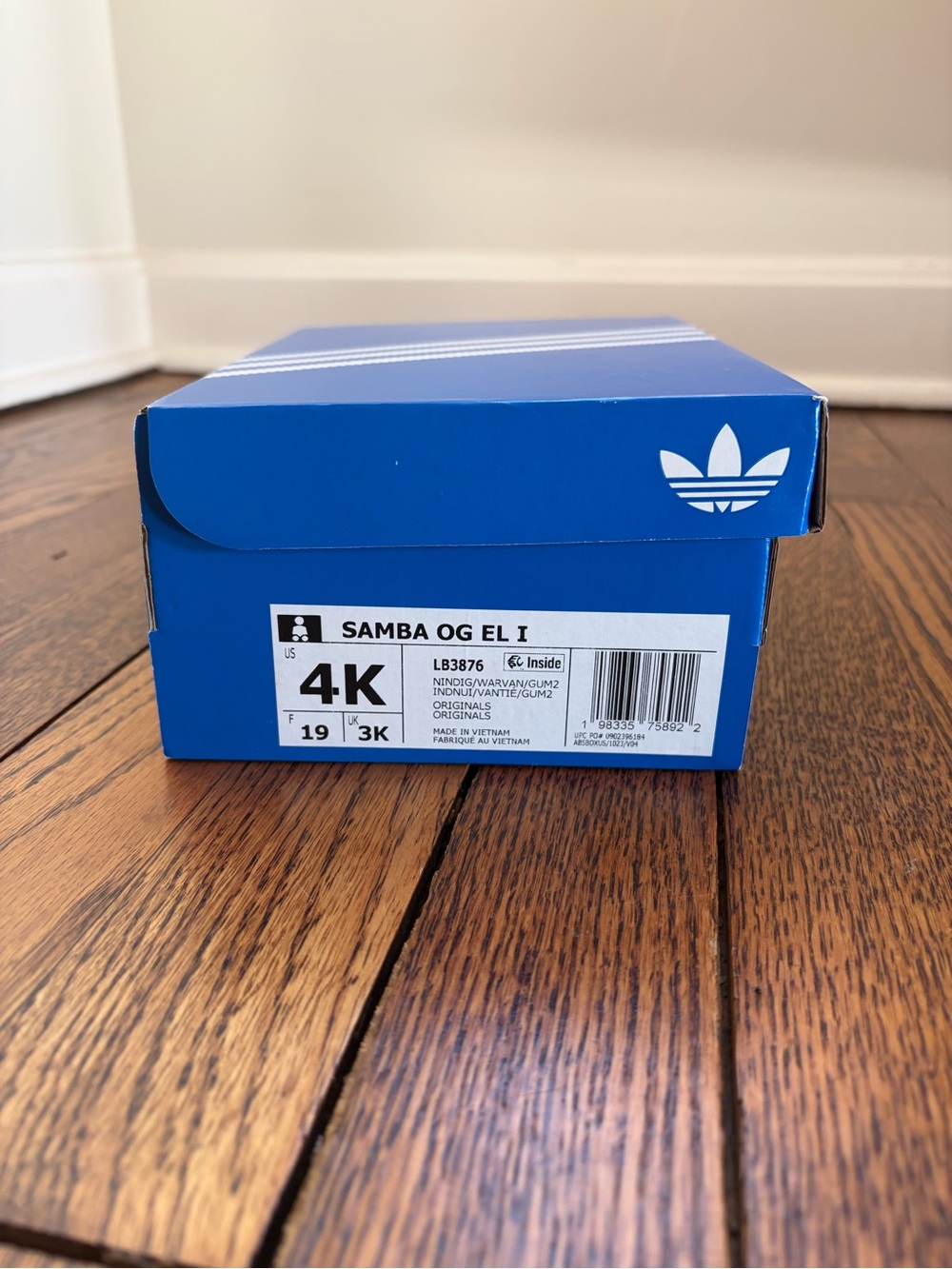 adidas Originals blue Samba OG shoe box